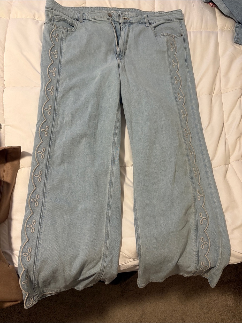 Scalloped wide leg jeans